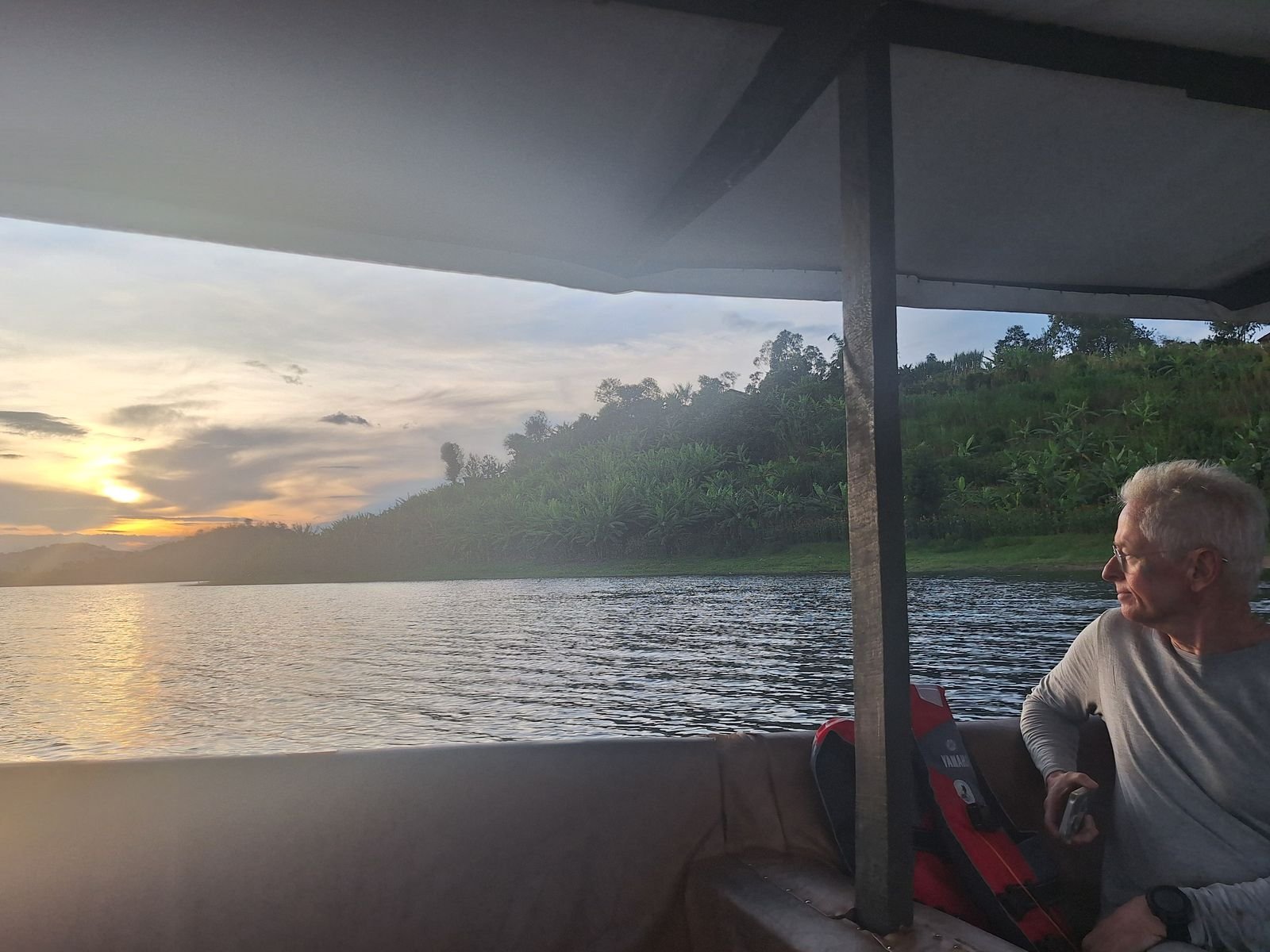 Voyage organisé à vélo au Rwanda sur le lac Kivu